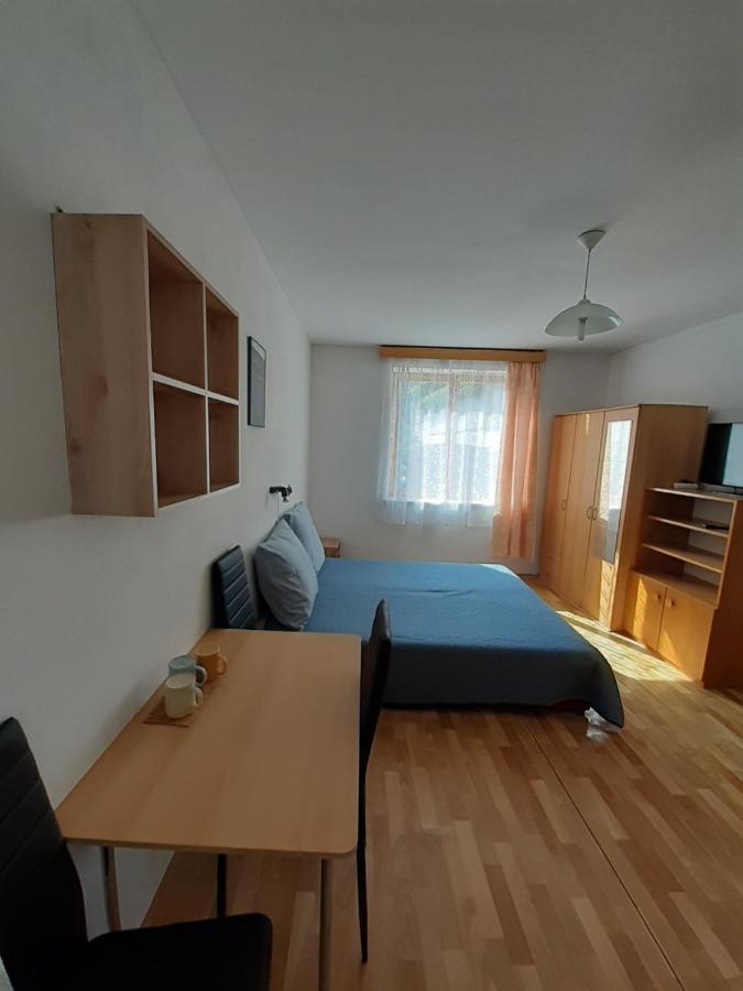 Penzion Fontána Mikulov Exterior foto